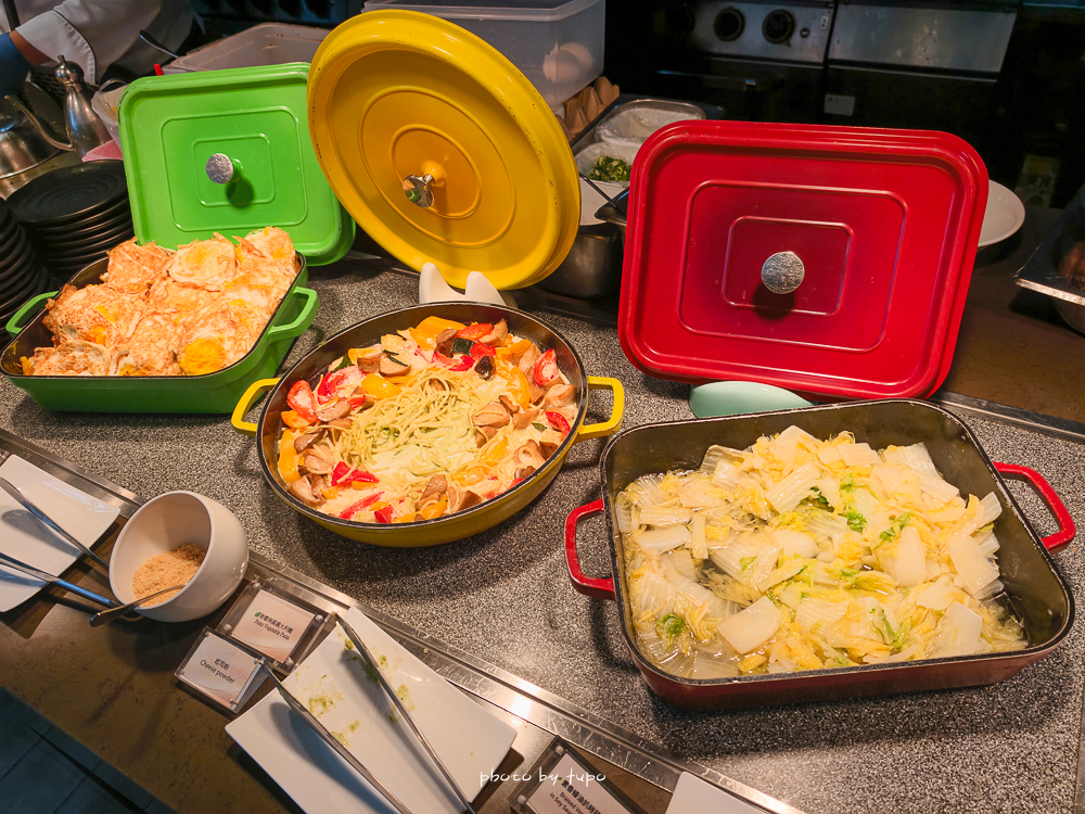 高雄 H2O Hotel 水京棧國際酒店評價|值得住嗎?超狂下午茶、京站會館菜色、透明泳池、房型、早餐牛排完整開箱 高雄 H2O Hotel 水京棧國際酒店評價|值得住嗎?超狂下午茶、京站會館菜色、透明泳池、房型、早餐牛排完整開箱