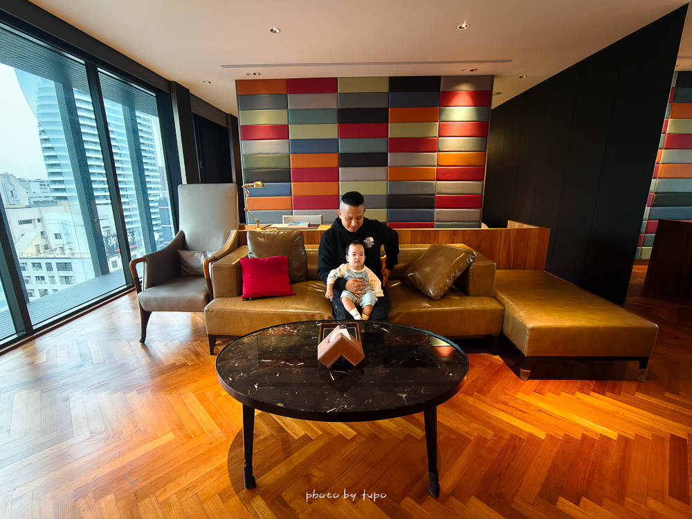 高雄 H2O Hotel 水京棧國際酒店評價|值得住嗎?超狂下午茶、京站會館菜色、透明泳池、房型、早餐牛排完整開箱 高雄 H2O Hotel 水京棧國際酒店評價|值得住嗎?超狂下午茶、京站會館菜色、透明泳池、房型、早餐牛排完整開箱