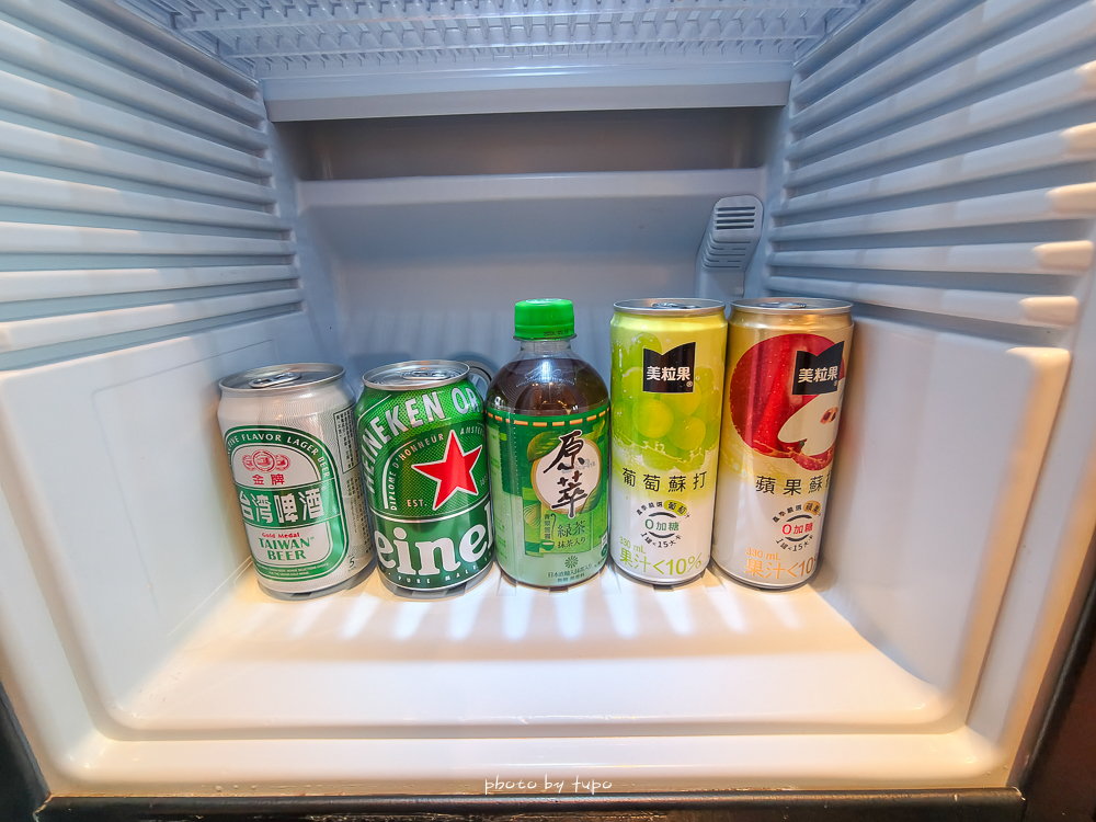 高雄 H2O Hotel 水京棧國際酒店評價|值得住嗎?超狂下午茶、京站會館菜色、透明泳池、房型、早餐牛排完整開箱 高雄 H2O Hotel 水京棧國際酒店評價|值得住嗎?超狂下午茶、京站會館菜色、透明泳池、房型、早餐牛排完整開箱