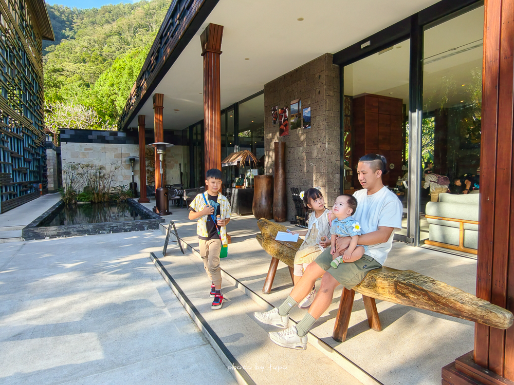 牛眠埔里二訪開箱｜蔡依林也住過的埔里 Villa 住宿推薦！峇里島風場景、夢幻 DIY、無邊際泳池，一泊三食超放鬆
