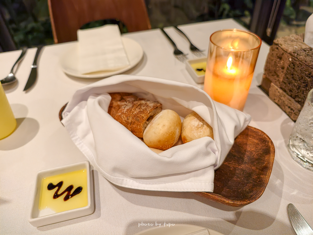 牛眠埔里二訪開箱｜蔡依林也住過的埔里 Villa 住宿推薦！峇里島風場景、夢幻 DIY、無邊際泳池，一泊三食超放鬆