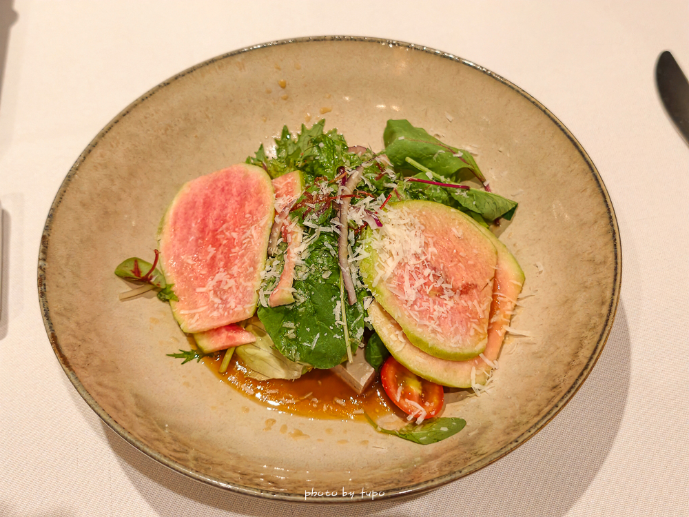 牛眠埔里二訪開箱｜蔡依林也住過的埔里 Villa 住宿推薦！峇里島風場景、夢幻 DIY、無邊際泳池，一泊三食超放鬆