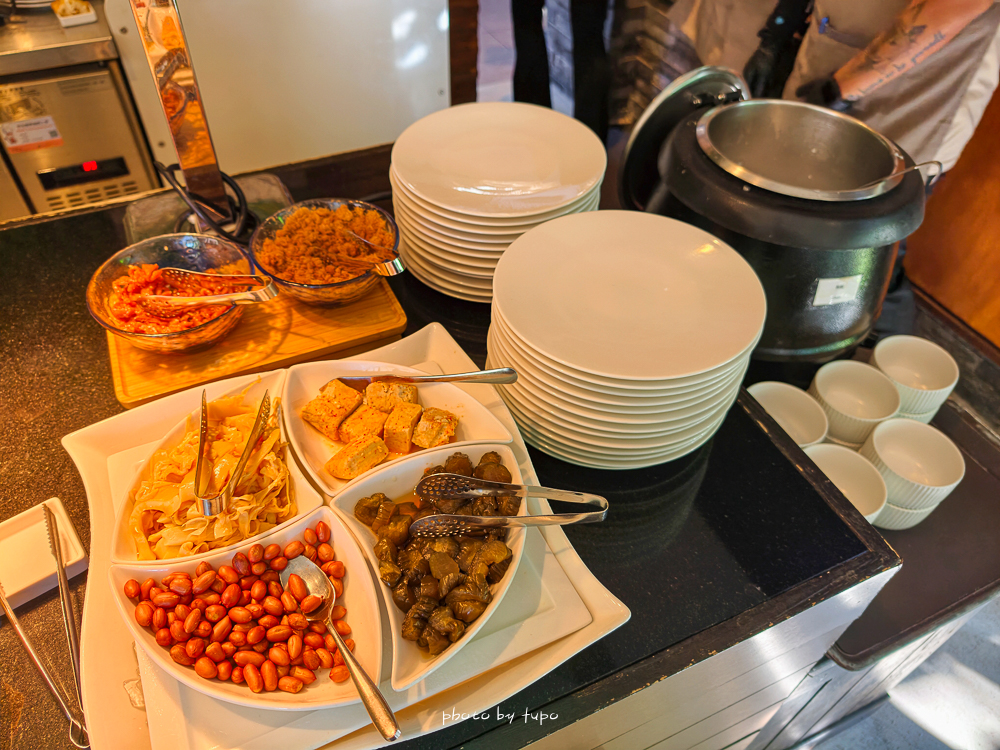 牛眠埔里二訪開箱｜蔡依林也住過的埔里 Villa 住宿推薦！峇里島風場景、夢幻 DIY、無邊際泳池，一泊三食超放鬆