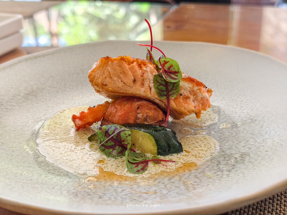 牛眠埔里二訪開箱｜蔡依林也住過的埔里 Villa 住宿推薦！峇里島風場景、夢幻 DIY、無邊際泳池，一泊三食超放鬆