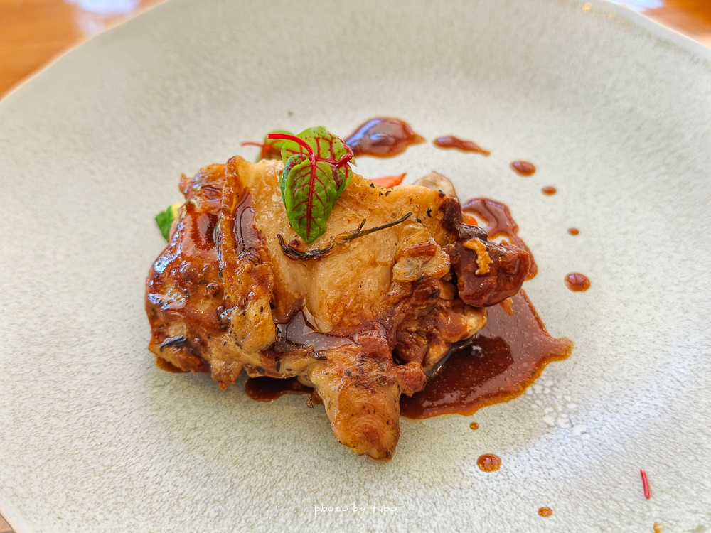 牛眠埔里二訪開箱｜蔡依林也住過的埔里 Villa 住宿推薦！峇里島風場景、夢幻 DIY、無邊際泳池，一泊三食超放鬆