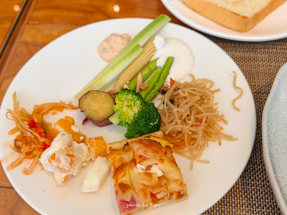 牛眠埔里二訪開箱｜蔡依林也住過的埔里 Villa 住宿推薦！峇里島風場景、夢幻 DIY、無邊際泳池，一泊三食超放鬆