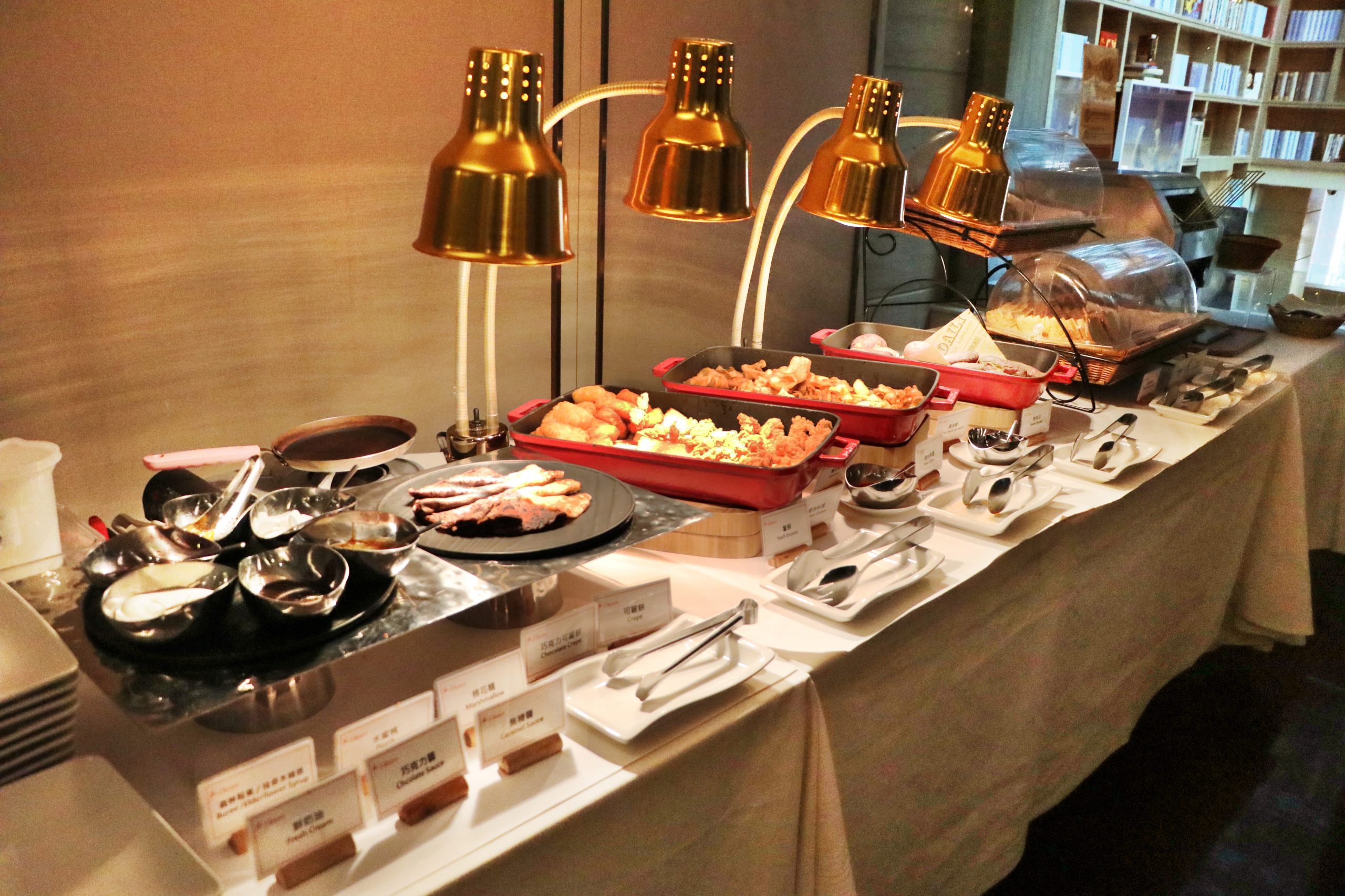 北投溫泉飯店推薦｜北投大地酒店快閃優惠，全台最美溫泉圖書館住宿，平日升等套房、贈1～2位兒童，指定月份平假日均一價