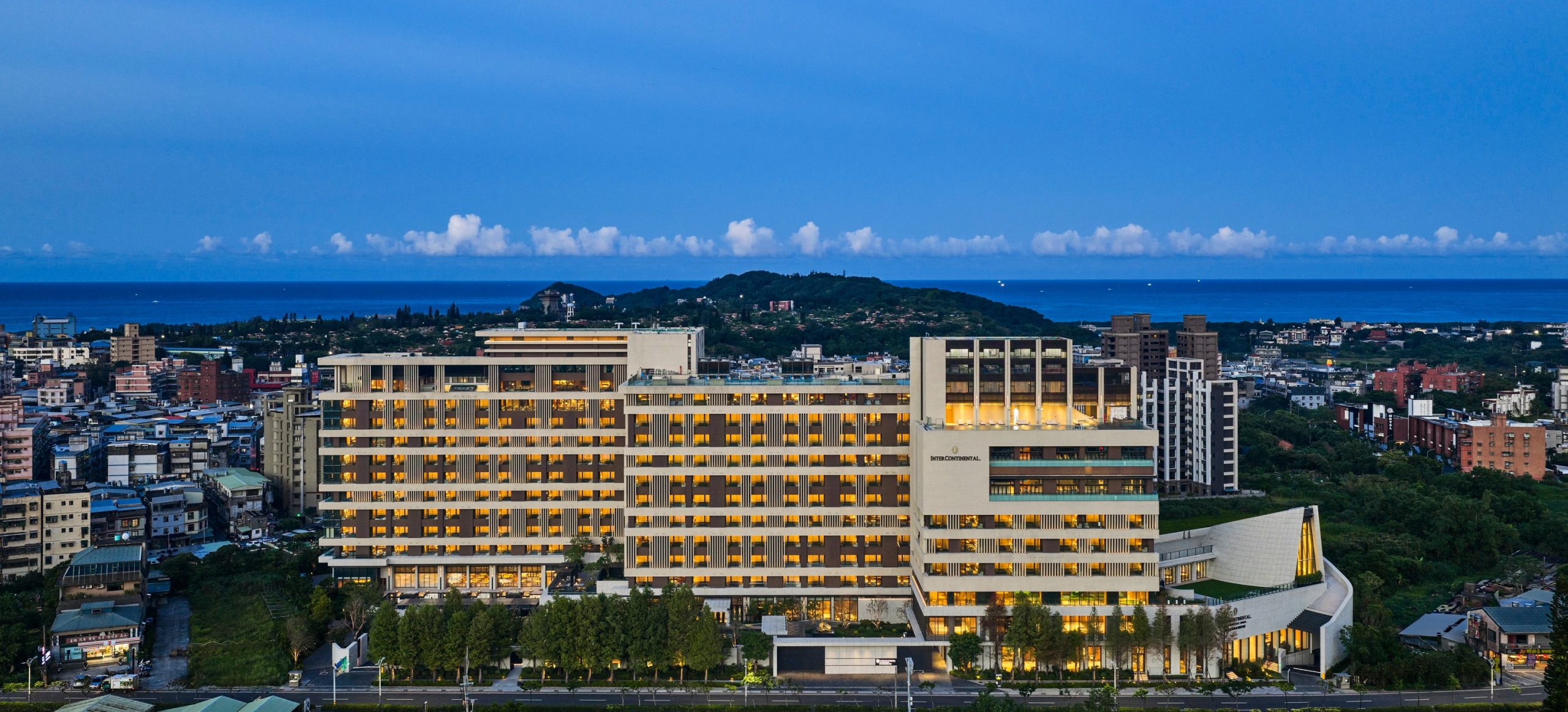 2026 北海岸二天一夜親子行程｜雨天備案超穩：溫泉＋室內景點＋老街美食照表走