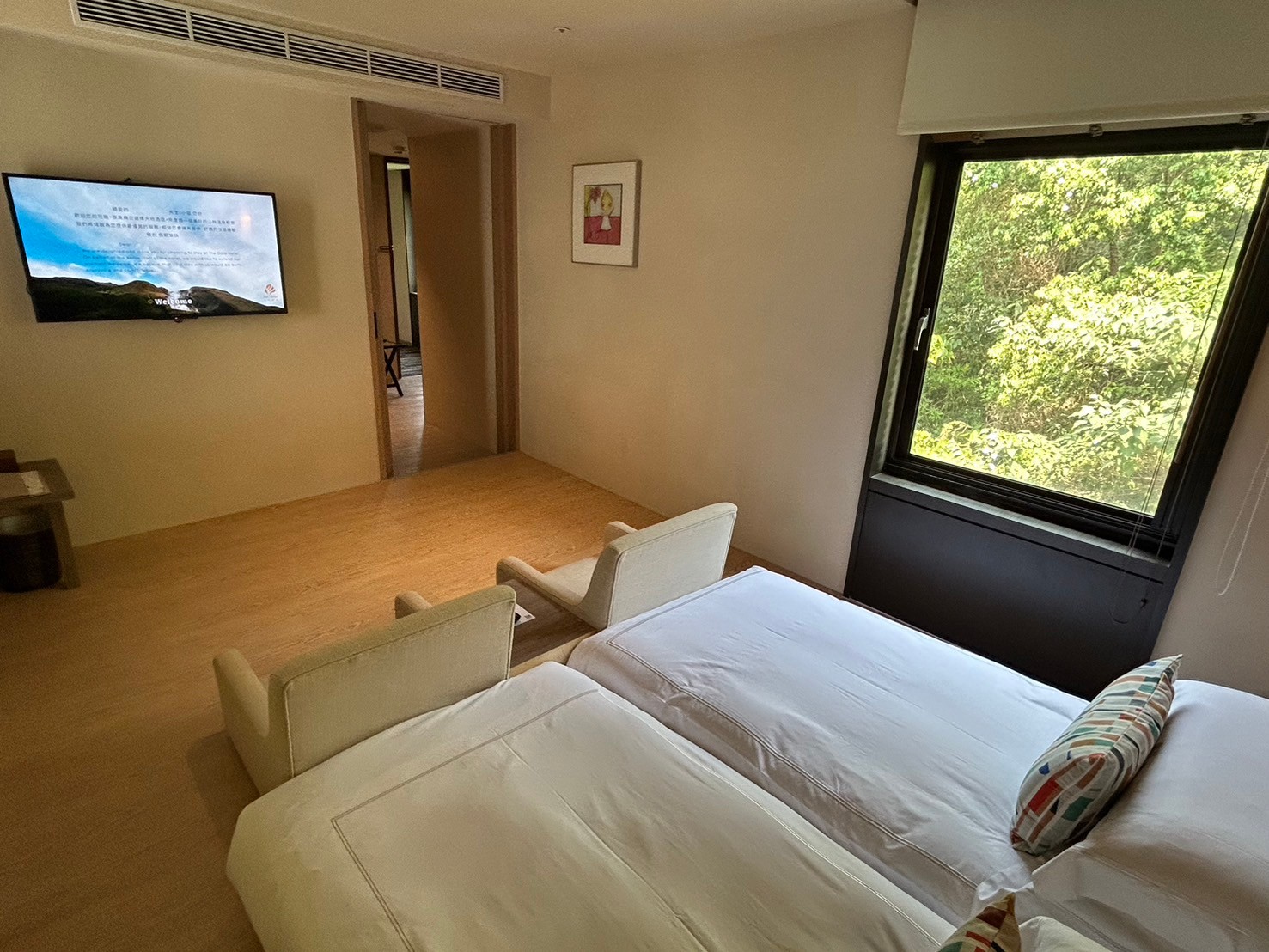 北投溫泉飯店推薦｜北投大地酒店快閃優惠，全台最美溫泉圖書館住宿，平日升等套房、贈1～2位兒童，指定月份平假日均一價