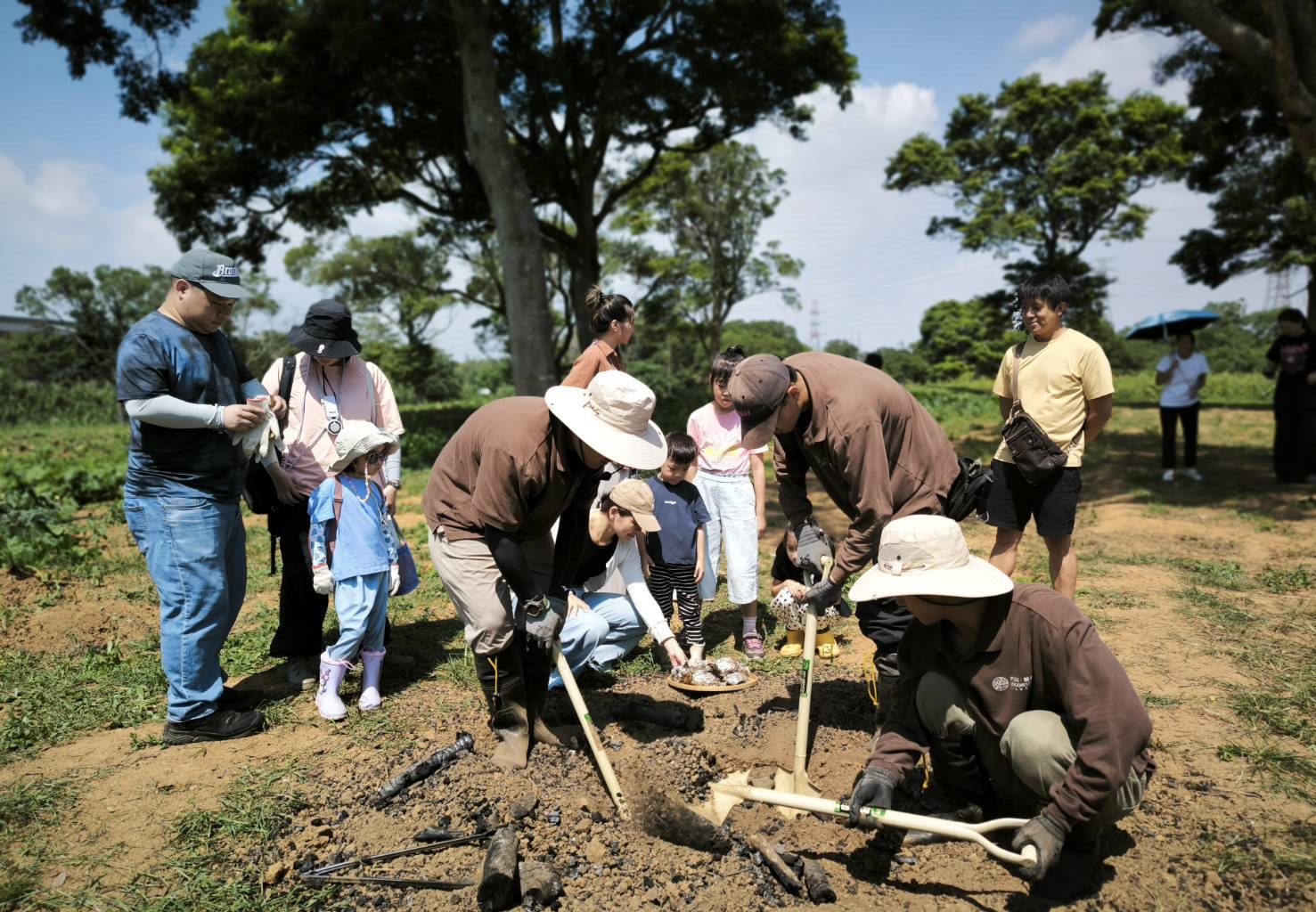 2026 關西六福莊團購優惠|含早餐+升級自助晚餐、暢玩六福村二日、動物體驗,第二晚 $5999 起 2026 關西六福莊團購優惠|含早餐+升級自助晚餐、暢玩六福村二日、動物體驗,第二晚 $5999 起