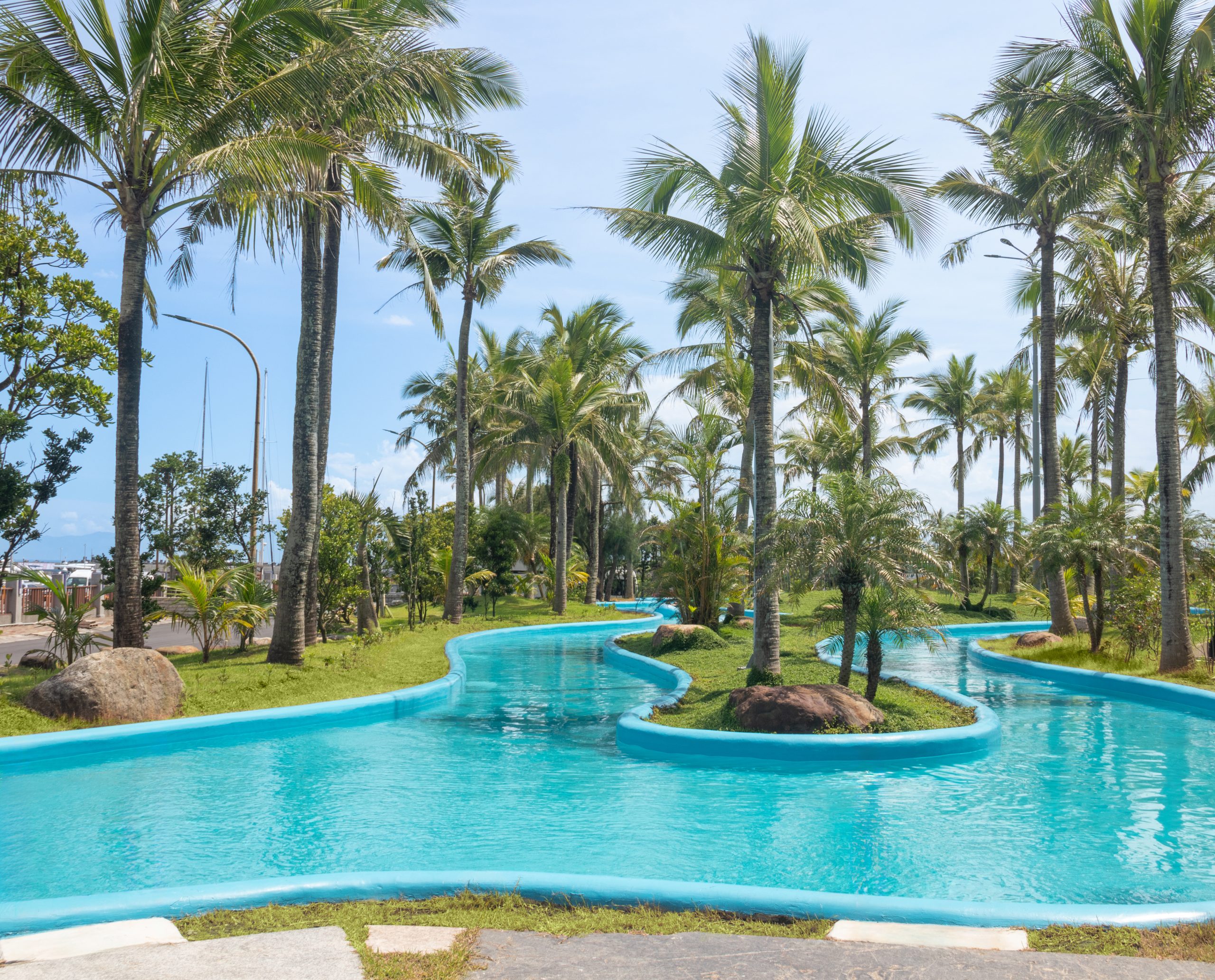 頭城海景第一排海景｜飯店快閃優惠宜蘭凱渡廣場酒店｜，純海水泳池＋飄飄河，贈1000餐飲抵用券、免費兒童一位入住