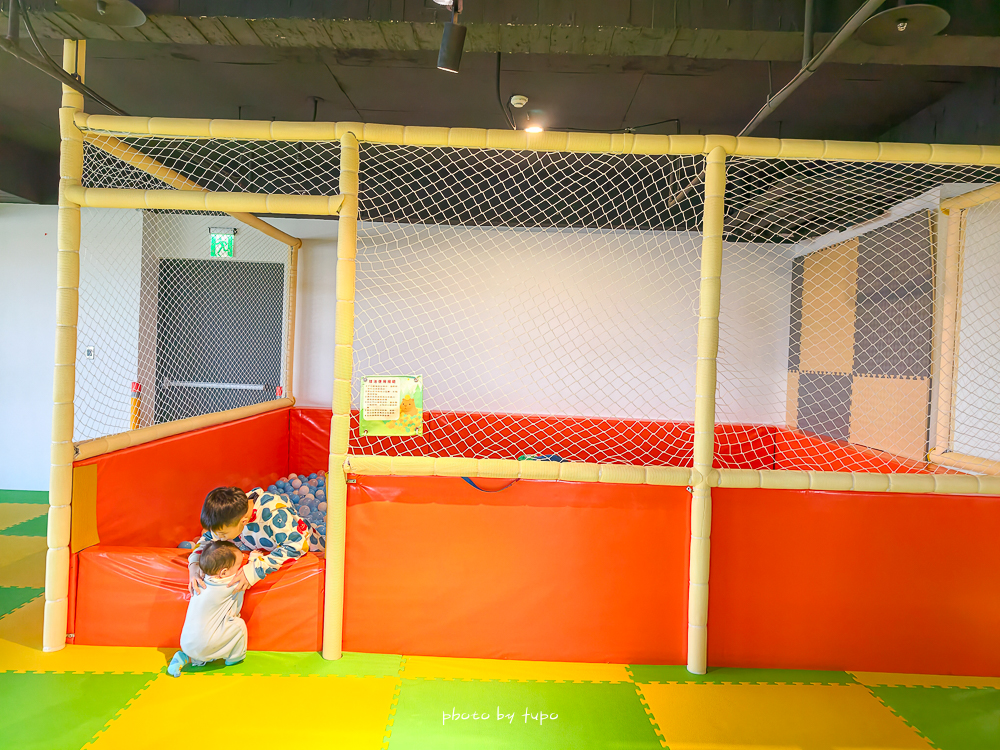 嘉義親子住宿｜嘉義棒棒積木飯店親子館與本館差在哪？親身入住評比＋早餐、遊戲區開箱