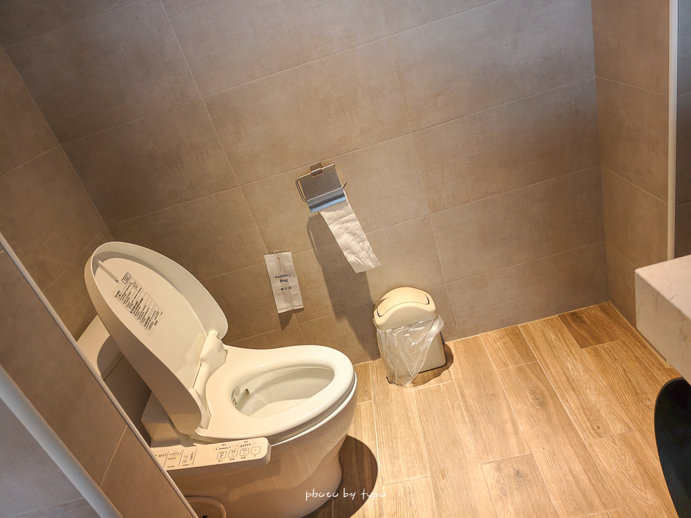 嘉義親子住宿｜嘉義棒棒積木飯店親子館與本館差在哪？親身入住評比＋早餐、遊戲區開箱