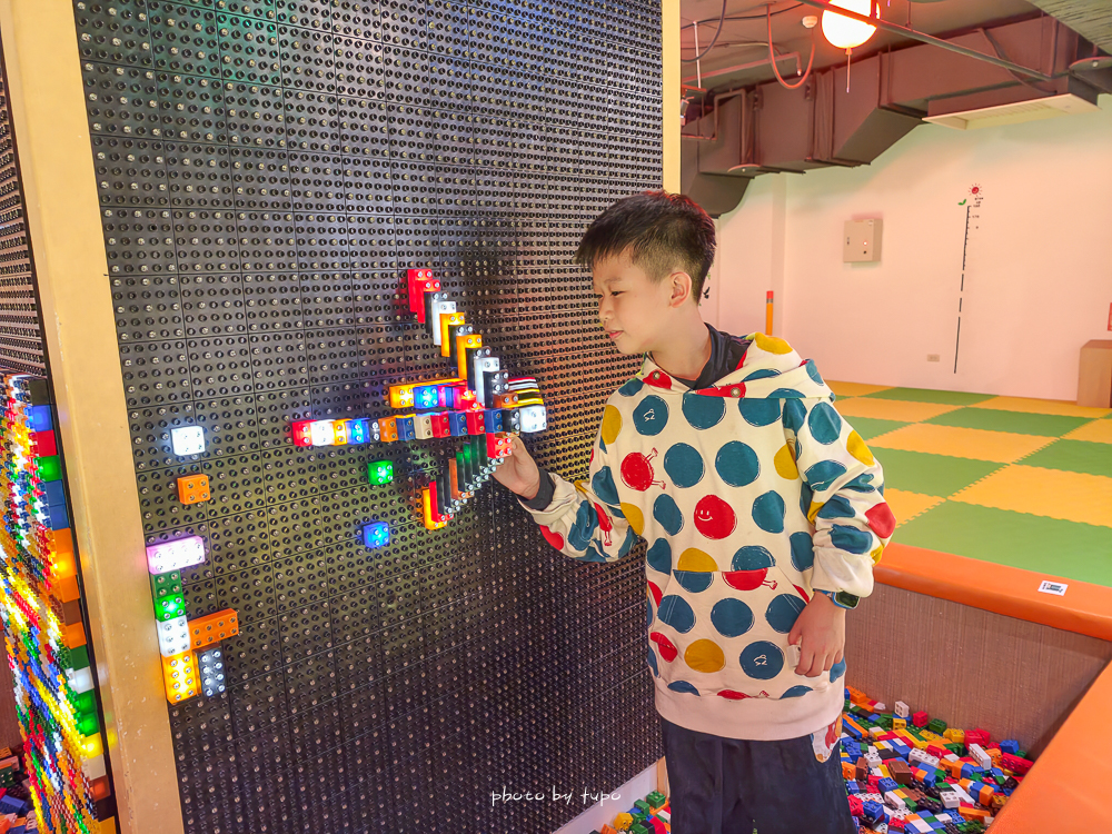 嘉義親子住宿｜嘉義棒棒積木飯店親子館與本館差在哪？親身入住評比＋早餐、遊戲區開箱
