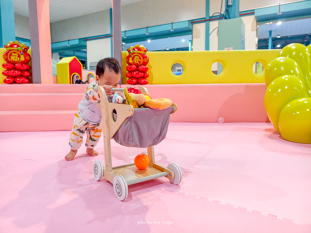 嘉義親子住宿｜嘉義棒棒積木飯店親子館與本館差在哪？親身入住評比＋早餐、遊戲區開箱