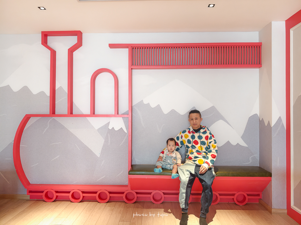 嘉義親子住宿｜嘉義棒棒積木飯店親子館與本館差在哪？親身入住評比＋早餐、遊戲區開箱