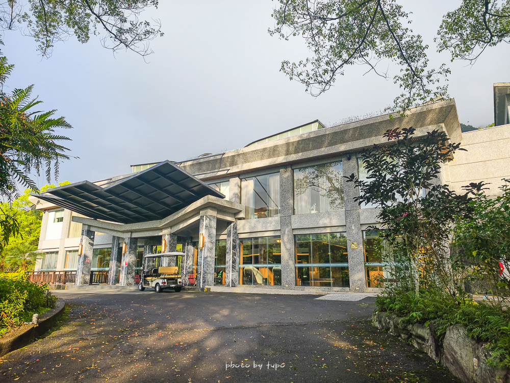 花蓮瑞穗住宿推薦｜天成逸旅蝴蝶谷，森林溫泉Villa一泊二食，螢火蟲季必住＋煮蛋煮玉米＋宵夜免費吃