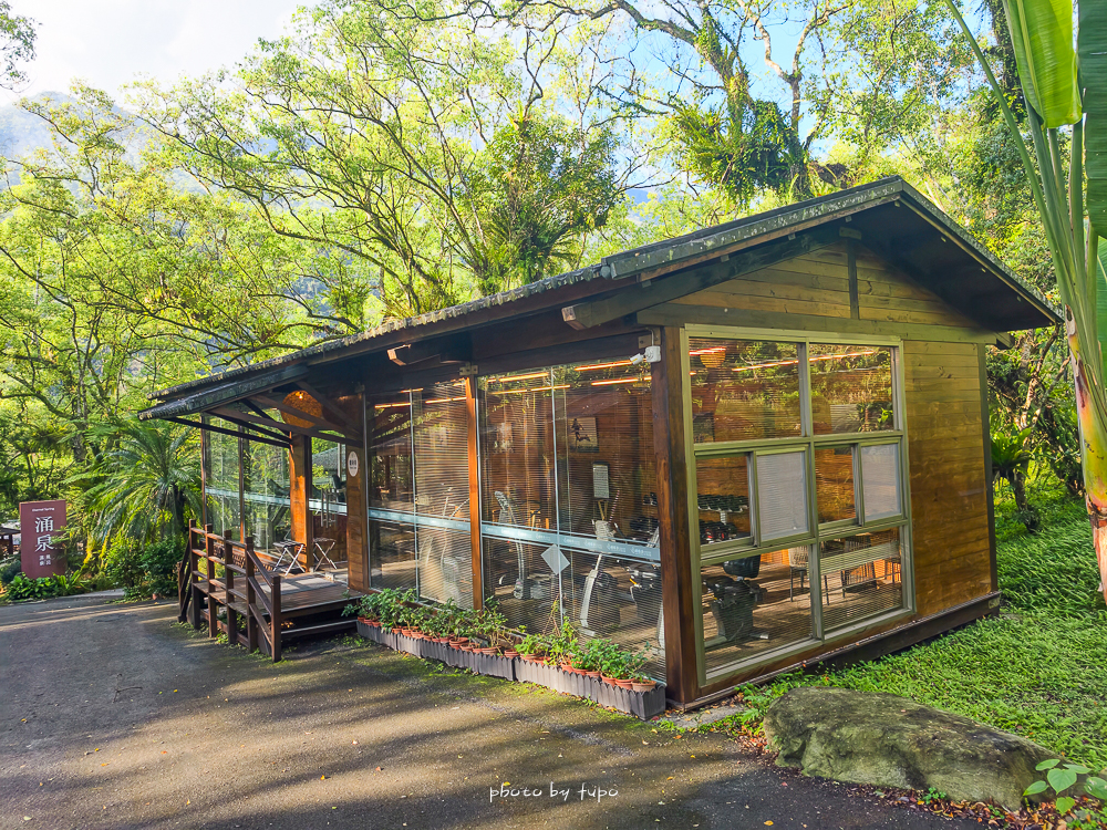 花蓮瑞穗住宿推薦｜天成逸旅蝴蝶谷，森林溫泉Villa一泊二食，螢火蟲季必住＋煮蛋煮玉米＋宵夜免費吃