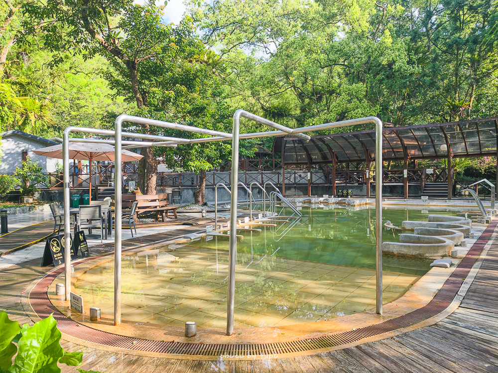 花蓮瑞穗住宿推薦｜天成逸旅蝴蝶谷，森林溫泉Villa一泊二食，螢火蟲季必住＋煮蛋煮玉米＋宵夜免費吃