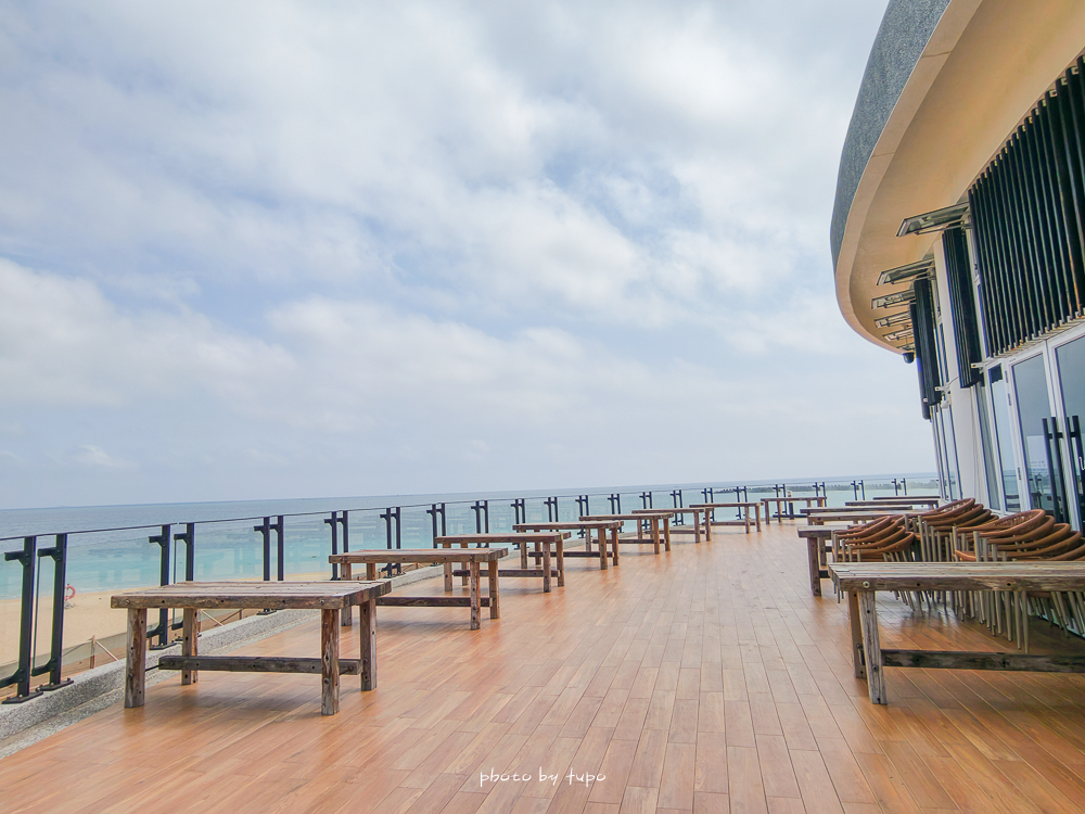 澎湖咖啡廳推薦｜笑ㄟ咖啡澎湖店，隘門沙灘海景第一排，空ㄟ農場最新場域、窯烤披薩必吃、菜單價位