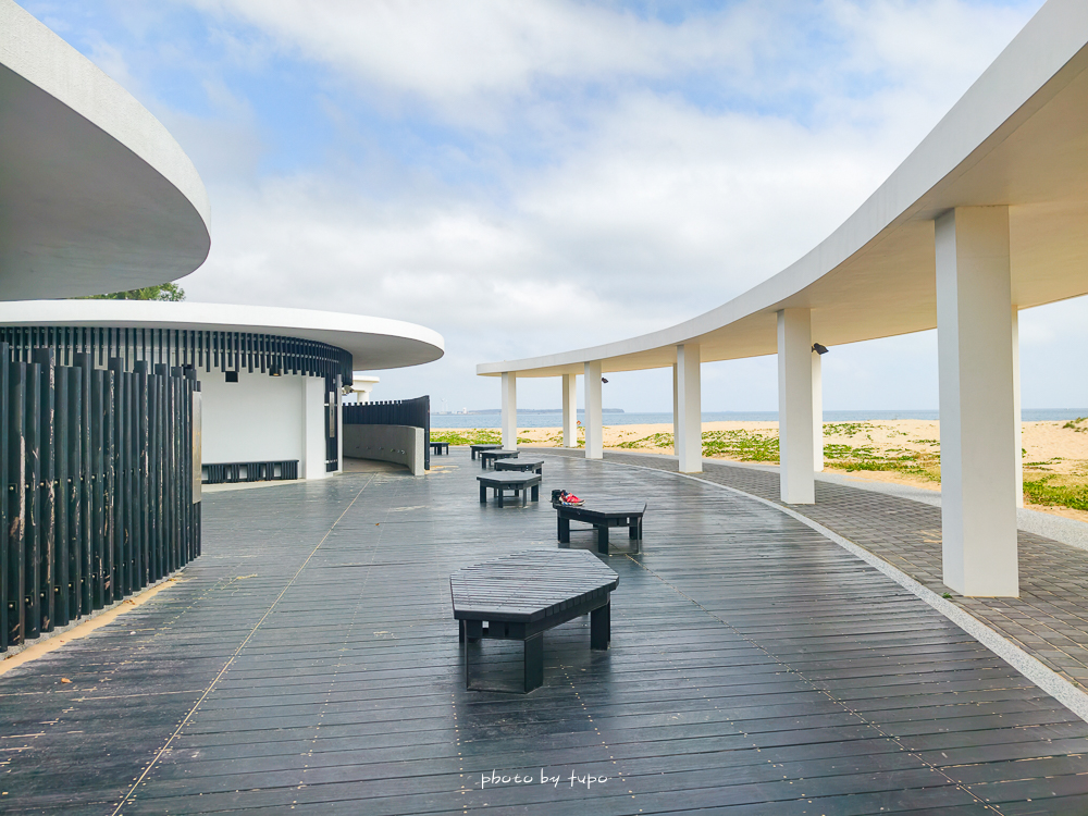 澎湖咖啡廳推薦｜笑ㄟ咖啡澎湖店，隘門沙灘海景第一排，空ㄟ農場最新場域、窯烤披薩必吃、菜單價位