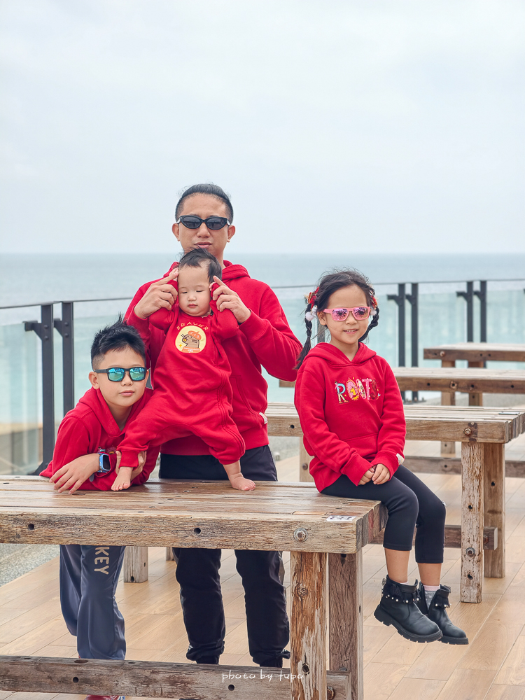 澎湖咖啡廳推薦｜笑ㄟ咖啡澎湖店，隘門沙灘海景第一排，空ㄟ農場最新場域、窯烤披薩必吃、菜單價位