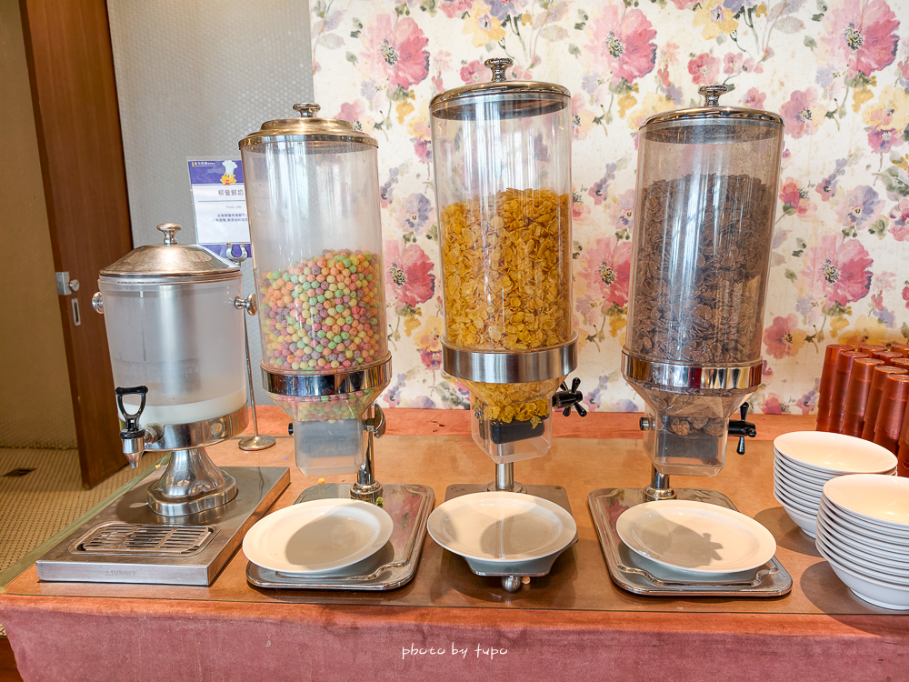 桃園親子飯店推薦【南方莊園渡假飯店】超狂溫水SPA泳池、親子設施、房型開箱，爆米花棉花糖迎賓超有心