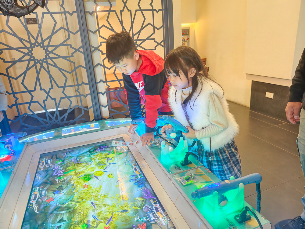 桃園親子飯店推薦【南方莊園渡假飯店】超狂溫水SPA泳池、親子設施、房型開箱，爆米花棉花糖迎賓超有心