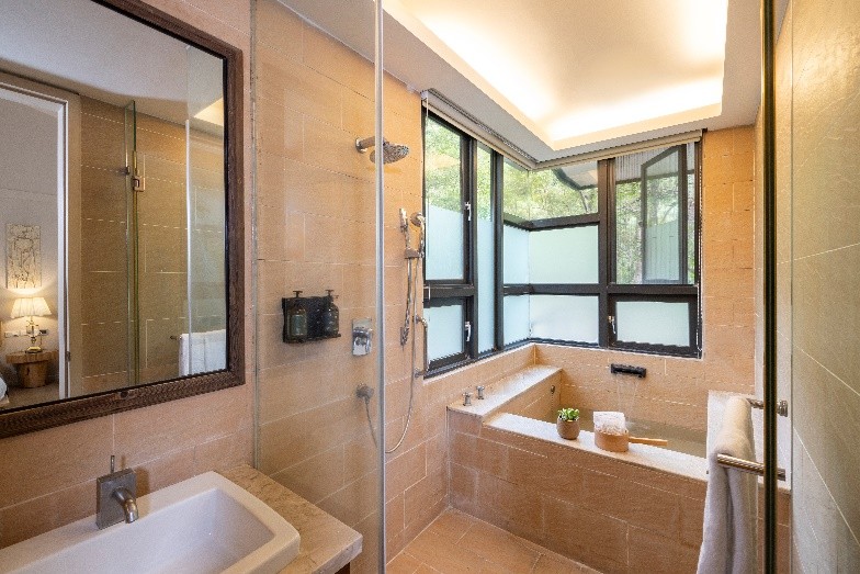 花蓮瑞穗住宿推薦｜天成逸旅-蝴蝶谷，森林溫泉Villa一泊三食，螢火蟲季必住＋煮蛋煮玉米＋夜免費吃