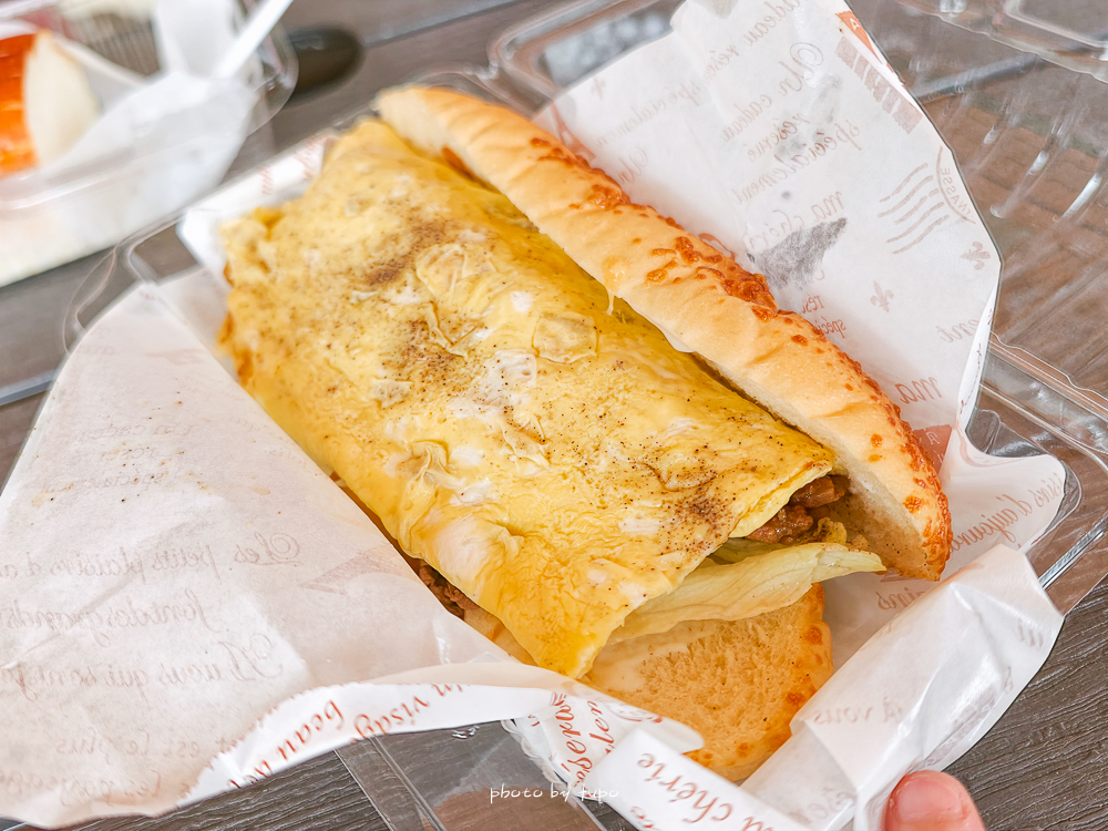 牛仔星村露營攻略｜桃園埔心農場豪華露營，一泊三食＋夜遊體驗＋高爾夫球車玩到滿，大人版蘭城晶英