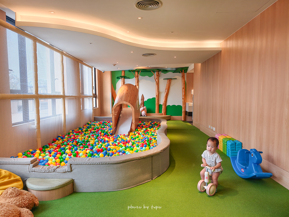 嘉義長榮文苑酒店住宿開箱｜故宮南院親子飯店推薦、泳池設施、餐點平價一次看