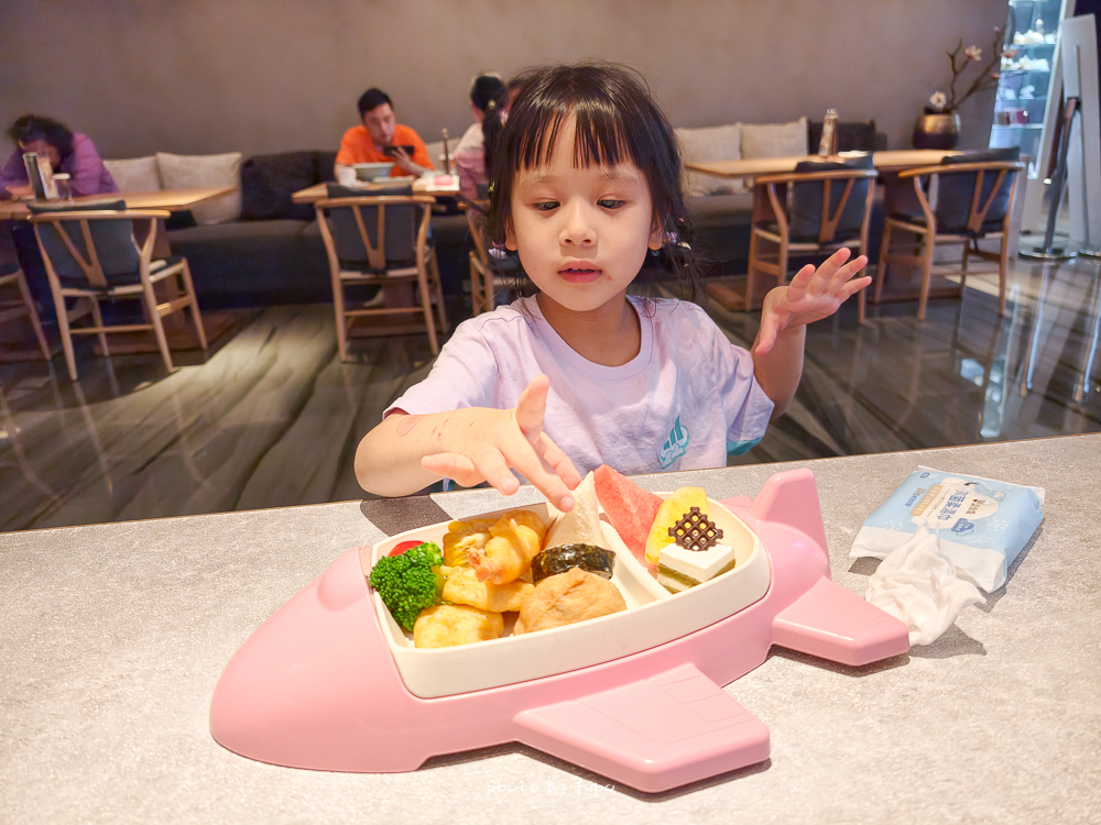 嘉義長榮文苑酒店住宿開箱｜故宮南院親子飯店推薦、泳池設施、餐點平價一次看