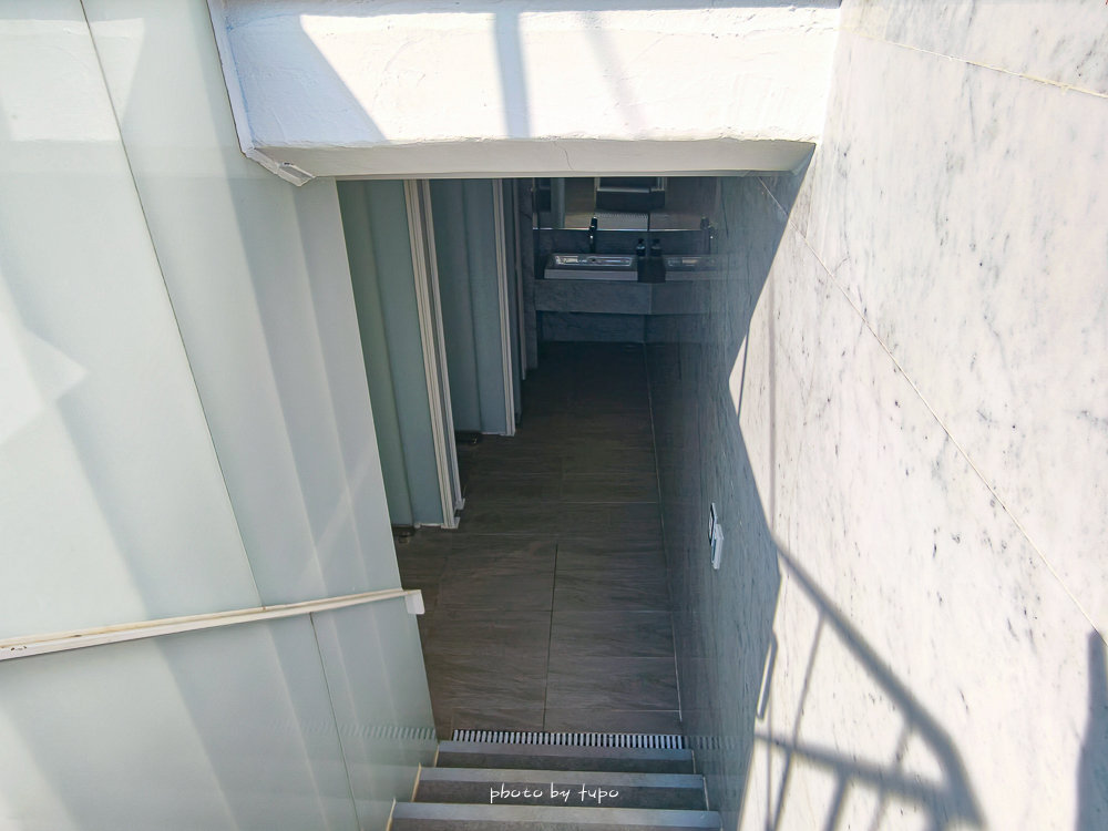 墾丁海景飯店推薦｜風華渡假酒店墾丁館：無邊際泳池＋山海景第一排，早餐吃到13:30超狂