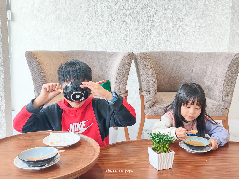 墾丁海景飯店推薦｜風華渡假酒店墾丁館：無邊際泳池＋山海景第一排，早餐吃到13:30超狂
