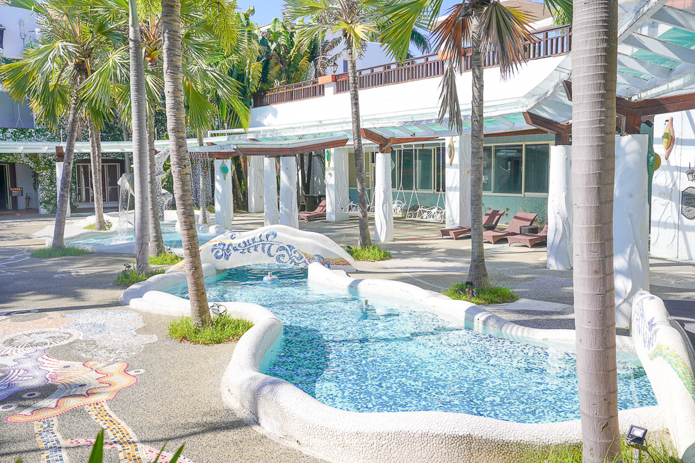 宜蘭童玩節飯店「香格里拉冬山河渡假飯店」團購優惠，玩樂攻略、宮廷服、宵夜體驗 @小腹婆大世界