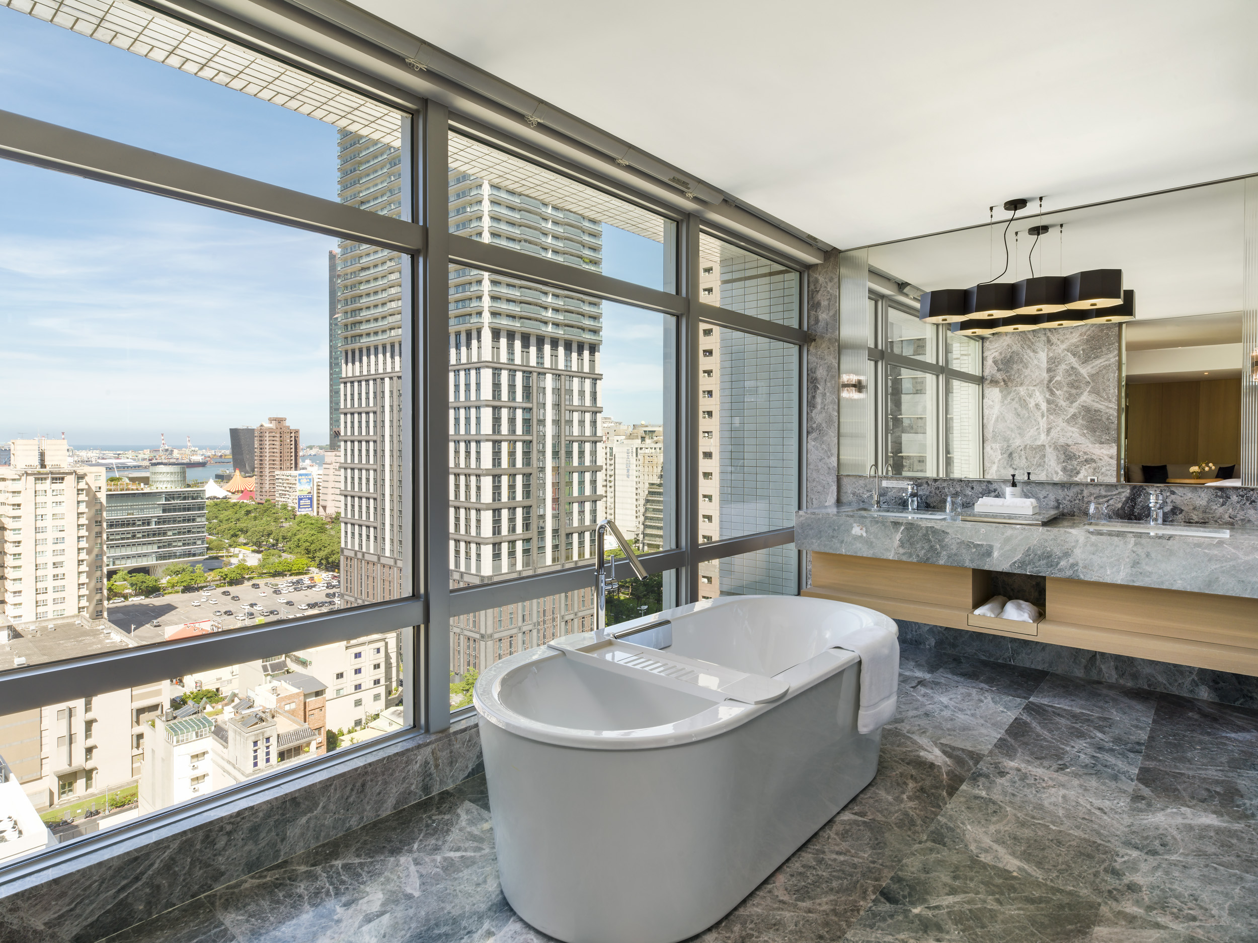 全新改版！高雄然一翡世之選酒店新開箱，獨家必比登早餐，首間萬豪奢華系列