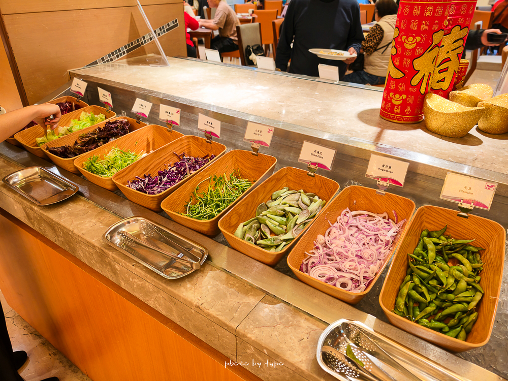 高雄親子飯店推薦｜高雄義大皇家酒店住宿開箱，滑水道＋義大樂園玩到翻，暑假優惠必住