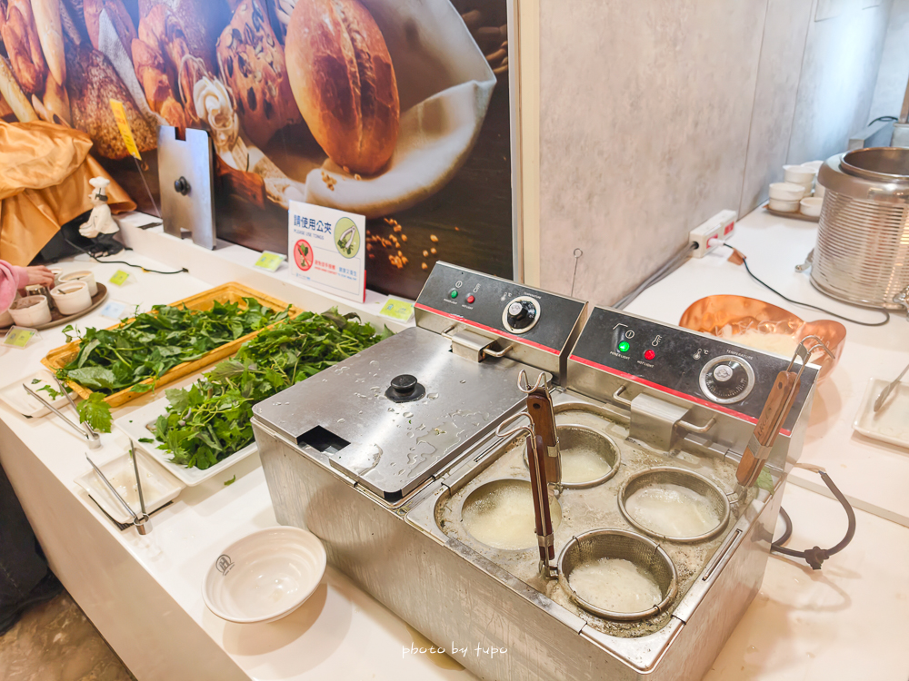 花蓮親子飯店推薦｜勤天大飯店花蓮館，水豚君主題房＋房內溜滑梯球池＋一泊三食宵夜吃到飽