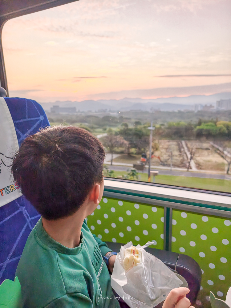 環島之星 三麗鷗萌旅號開箱|帶阿嬤體驗移動的觀光列車.小小列車長體驗+親子飯店住宿優惠一次看 環島之星 三麗鷗萌旅號開箱|帶阿嬤體驗移動的觀光列車.小小列車長體驗+親子飯店住宿優惠一次看