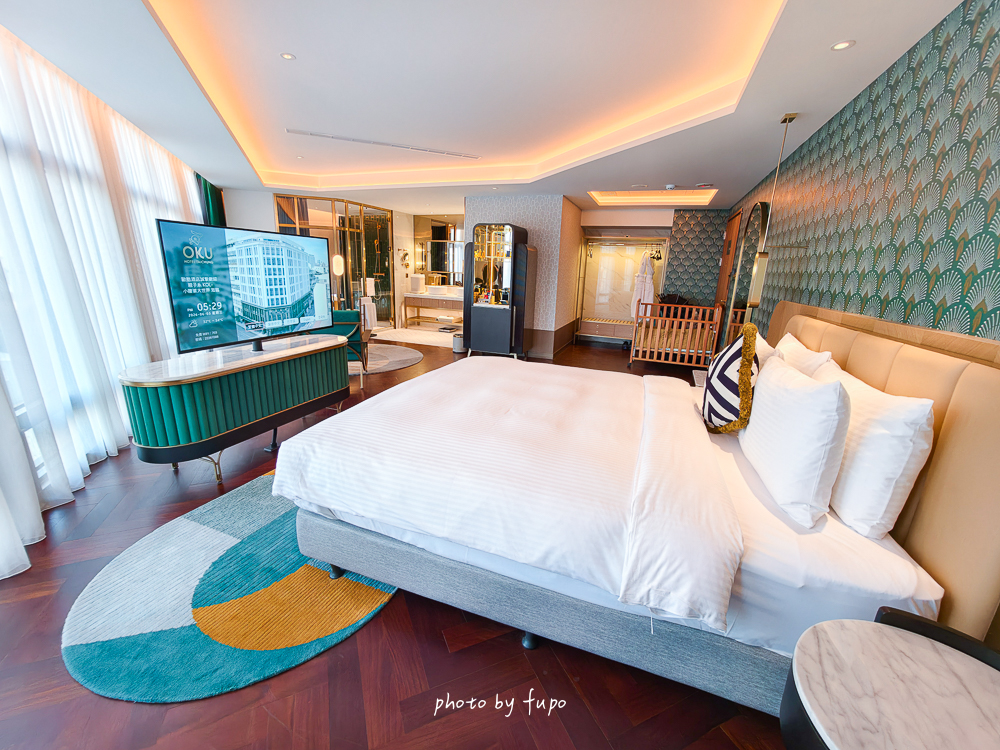 台中住宿推薦2026|最強黑馬奢華飯店!OKU Hotel Taichung歐酷酒店,米其林指南推薦、三層樓高室內酒塔、冠軍調酒師酒吧,近台中車站 台中住宿推薦2026|最強黑馬奢華飯店!OKU Hotel Taichung歐酷酒店,米其林指南推薦、三層樓高室內酒塔、冠軍調酒師酒吧,近台中車站