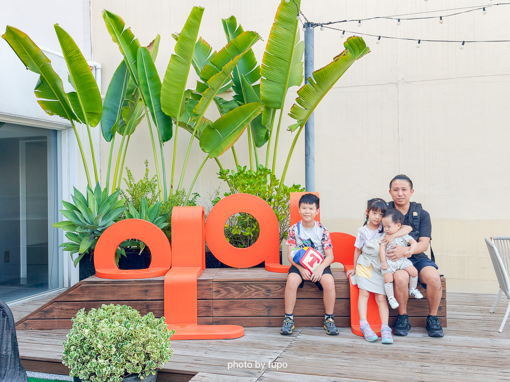 台中住宿推薦2026｜悅樂旅店台中文心OLAH，超大交誼廳．20種宵夜泡麵吃到飽．近崇德文心捷運｜小腹婆團購優惠