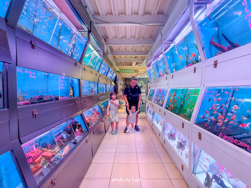 台中住宿推薦2026｜悅樂旅店台中文心OLAH，超大交誼廳．20種宵夜泡麵吃到飽．近崇德文心捷運｜小腹婆團購優惠