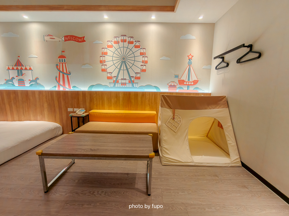 嘉義住宿推薦2026｜嘉義里亞行旅Liyaou Hotel，房間就是遊戲區．玩具租借回房．近嘉義火車站｜小腹婆團購優惠