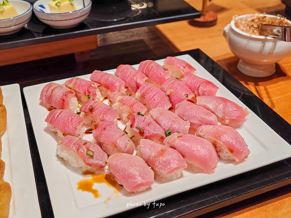 台北士林萬麗酒店住宿心得｜森林系山景無邊際泳池、房型早餐與優缺點，附近景點一次看
