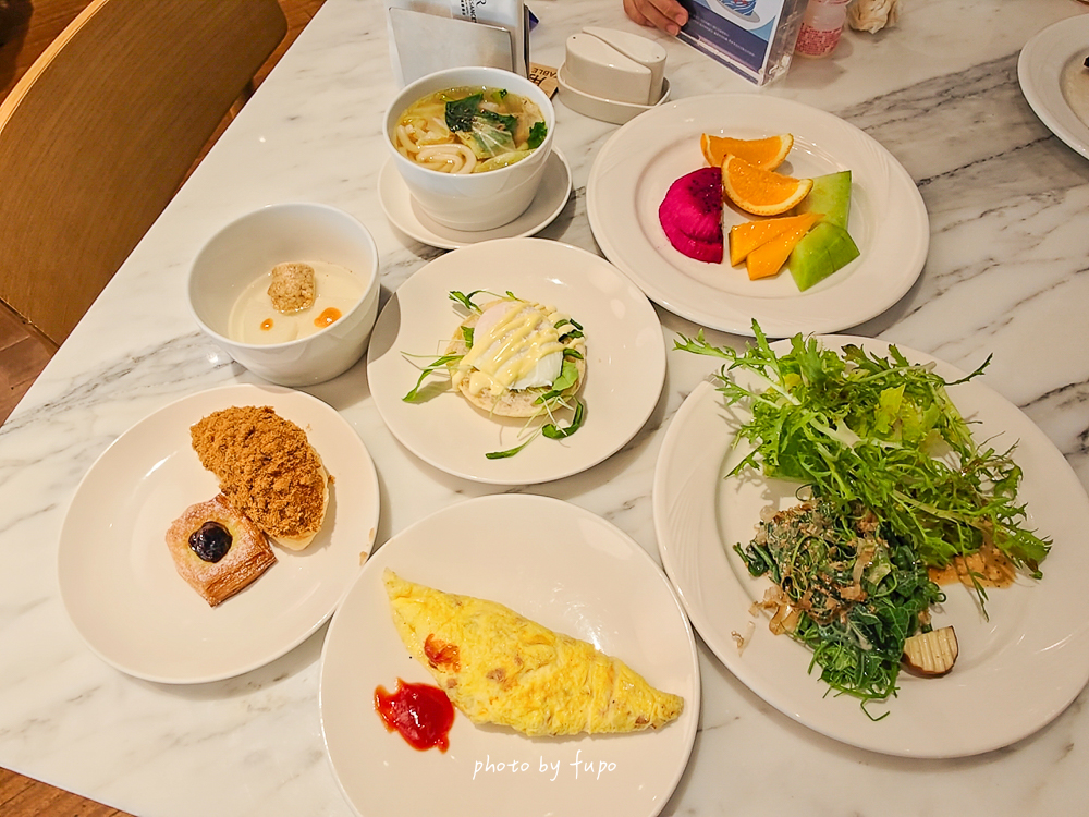 台北士林萬麗酒店住宿心得｜森林系山景無邊際泳池、房型早餐與優缺點，附近景點一次看