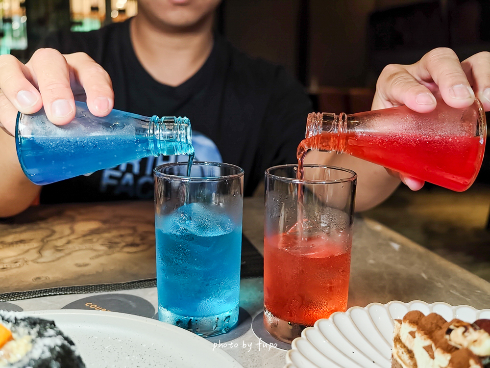 2026 台北六福萬怡酒店住宿推薦｜南港飯店開箱，超狂指定假日不加價，行政酒廊餐飲與酒品暢飲、自助早餐及四人入住優惠