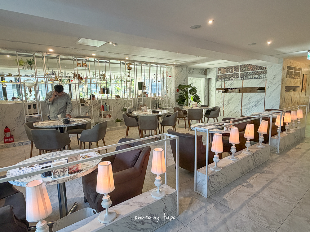 內湖不限時咖啡廳推薦|布納咖啡館 BUNA CAF’E 內湖館,三總附近純白玻璃屋餐廳,餐點份量大、連男生都吃飽、寵物友善 內湖不限時咖啡廳推薦|布納咖啡館 BUNA CAF’E 內湖館,三總附近純白玻璃屋餐廳,餐點份量大、連男生都吃飽、寵物友善