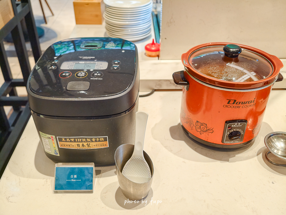 新莊住宿推薦｜新莊凱悅嘉軒酒店親子住宿開箱！戶外泳池、最新親子互動區、自助洗衣間、免費宏匯廣場接駁車