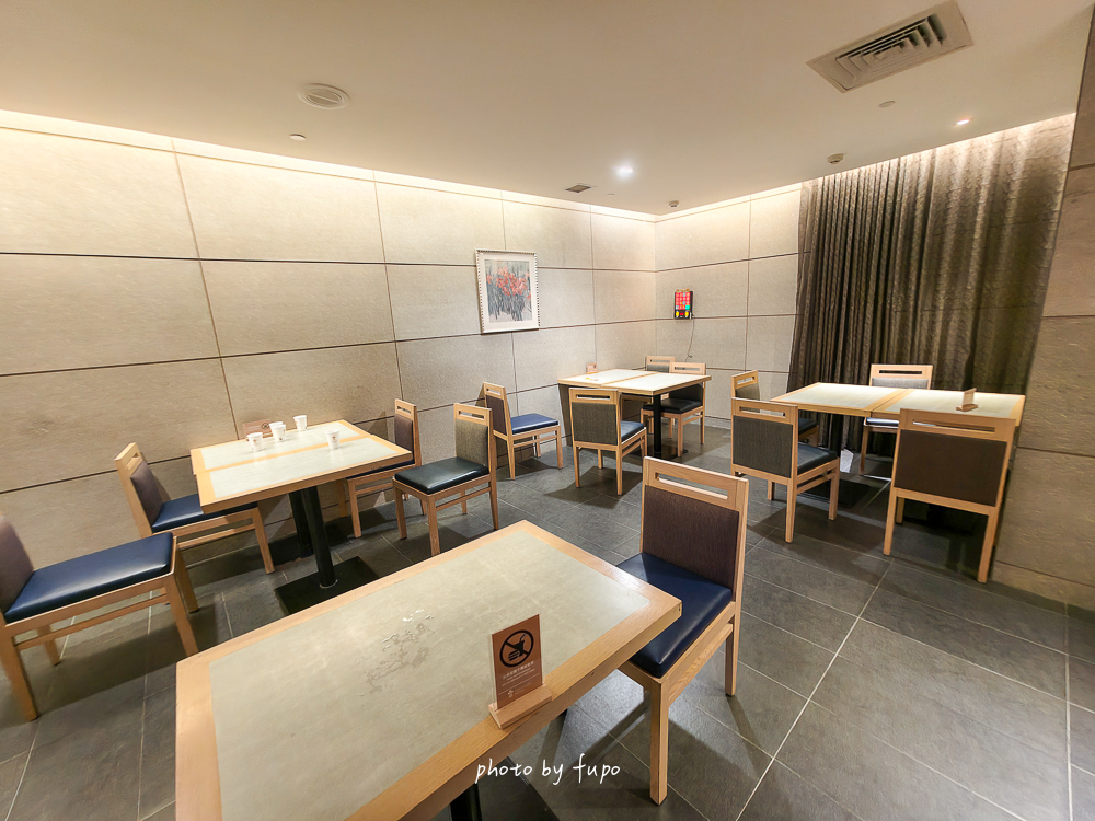 2026新竹親子飯店「新竹煙波湖濱館」下雨天也可以暢玩的全台最大室內遊戲區親子飯店、溫水游泳池，早餐Buffet超好吃！