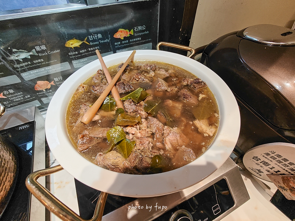 2026新竹親子飯店「新竹煙波湖濱館」下雨天也可以暢玩的全台最大室內遊戲區親子飯店、溫水游泳池，早餐Buffet超好吃！